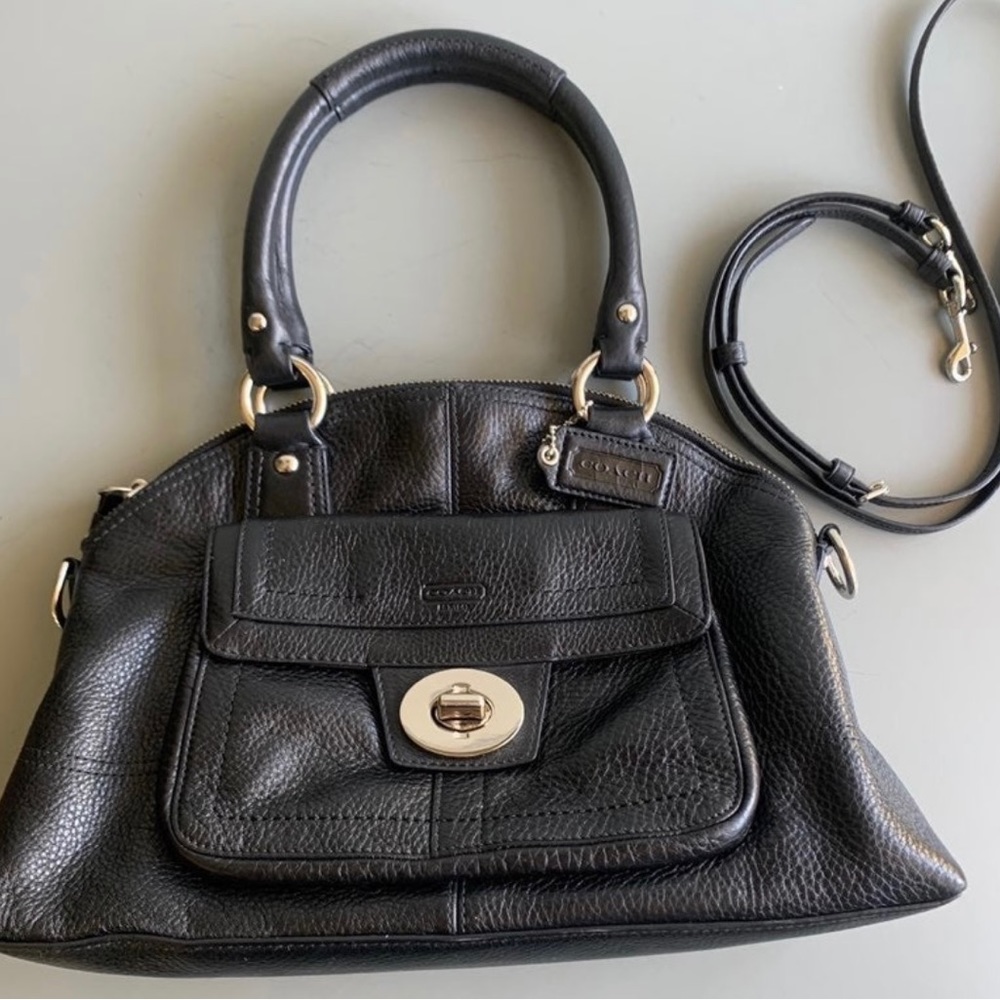 EUC Coach Vintage Leather Turnlock Tote/Crossbody Purse - Picture 1 of 8
